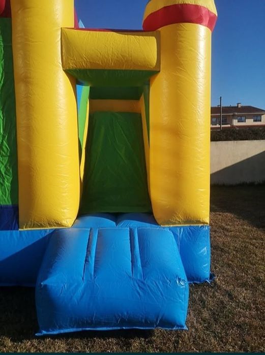 Aluguer de Insuflável para festas, aniversários e eventos.
