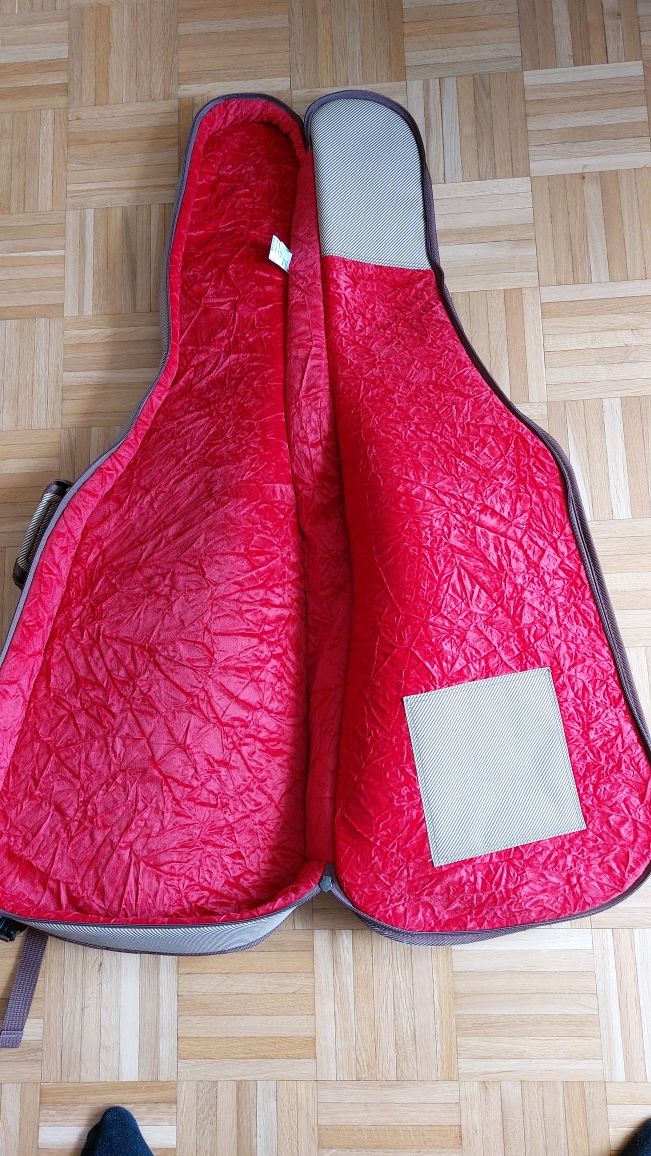 Pokrowiec na gitarę