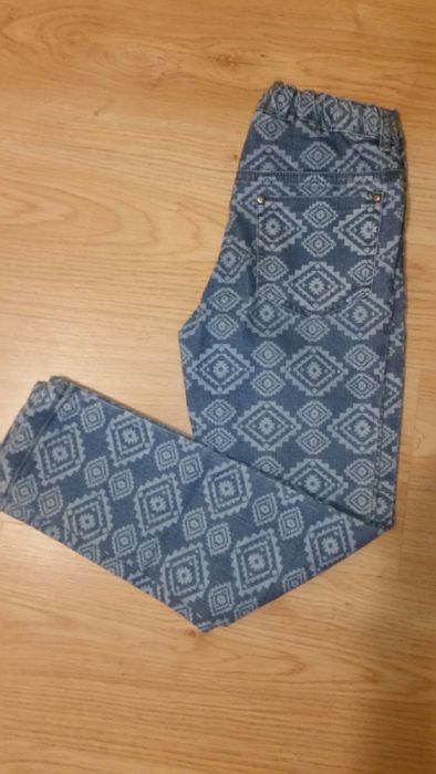 Spodnie jeans dziewczęce r.122