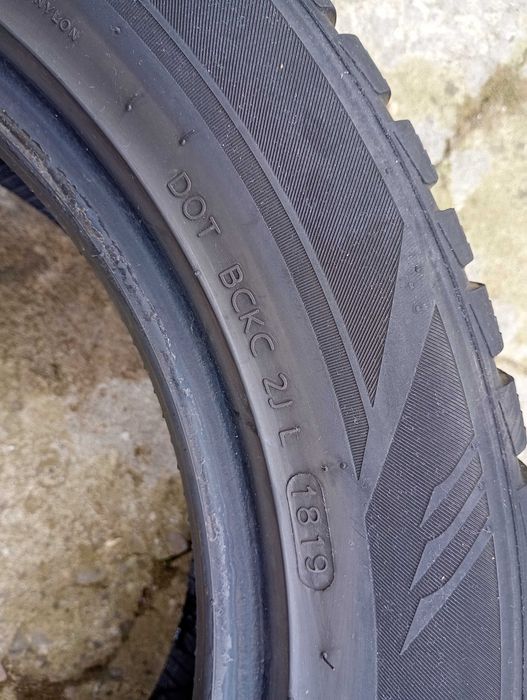 225/55 r17 -4шт- Laufen 19р. зима шини резина 225 55 17 (L12*4)