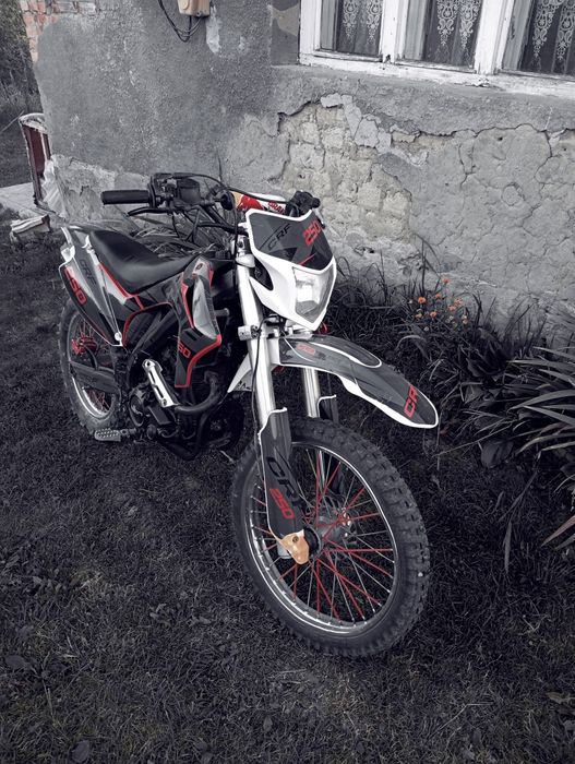 CRF ексдрайв ...