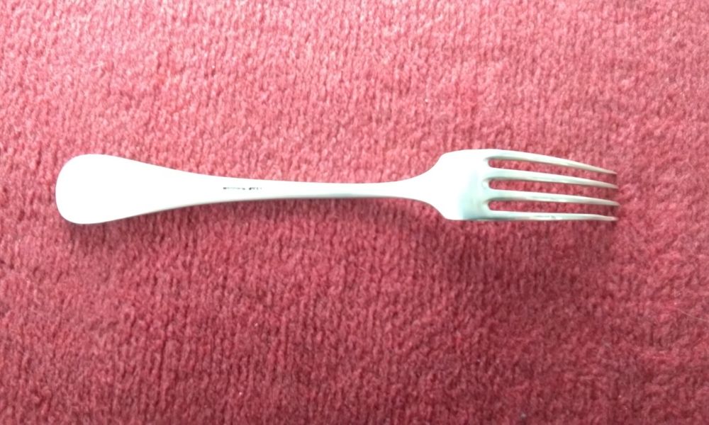 Серебряная немецкая вилка ~1800 -1900 годов