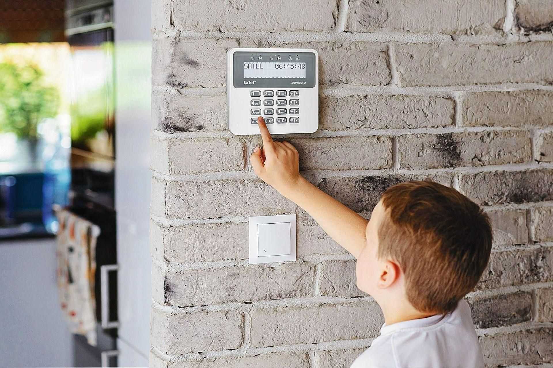 Cały Wrocław spawanie naprawa światłowodu montaż anten monitoring IP