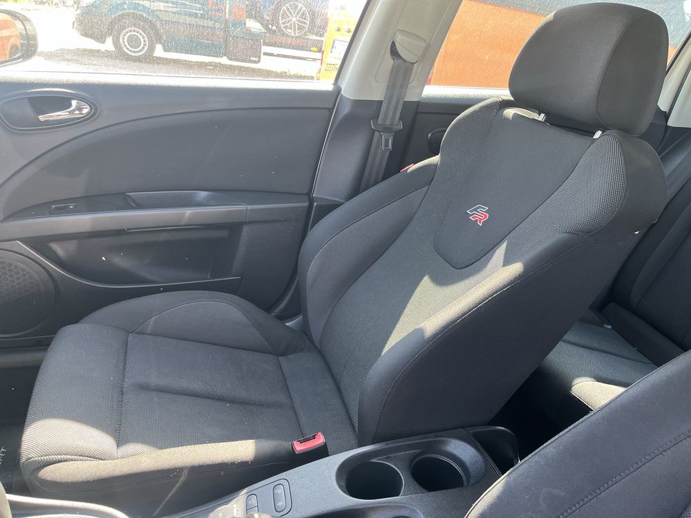 SEAT LEON II 2 FR fotele SPORTY kubełki przód tył tapicerka części EU