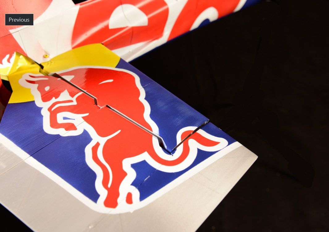 Самолет на р/у EDGE 540 V3 RED BULL Edition