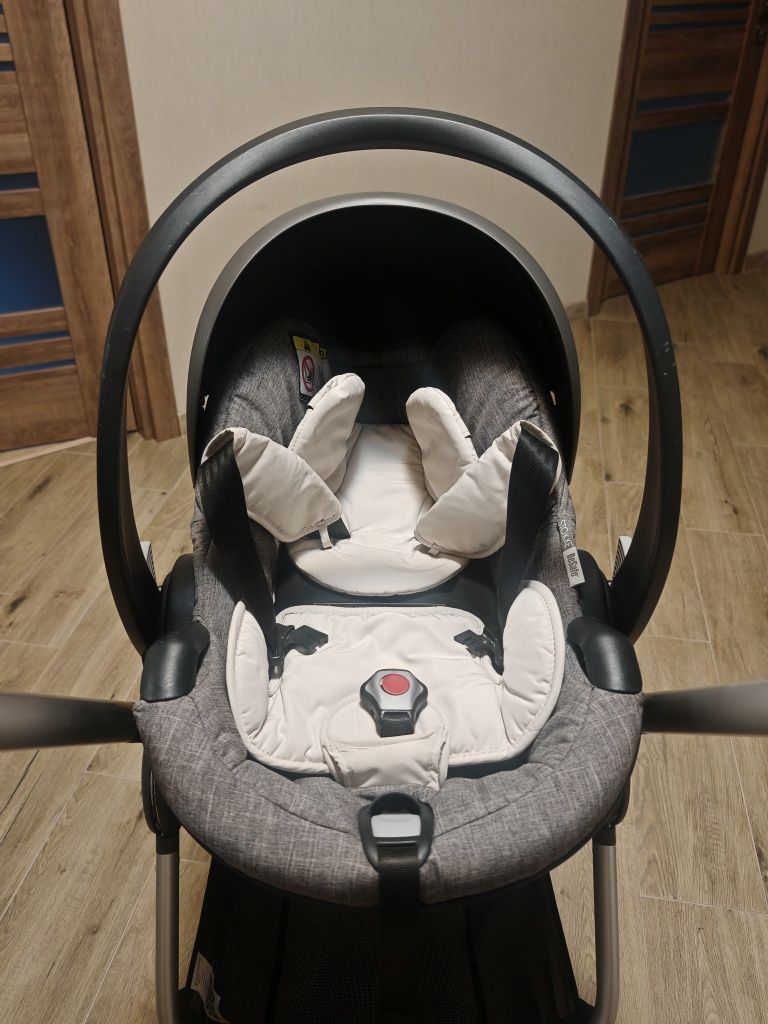 Дитяче автокрісло Stokke Besafe Izi go modular