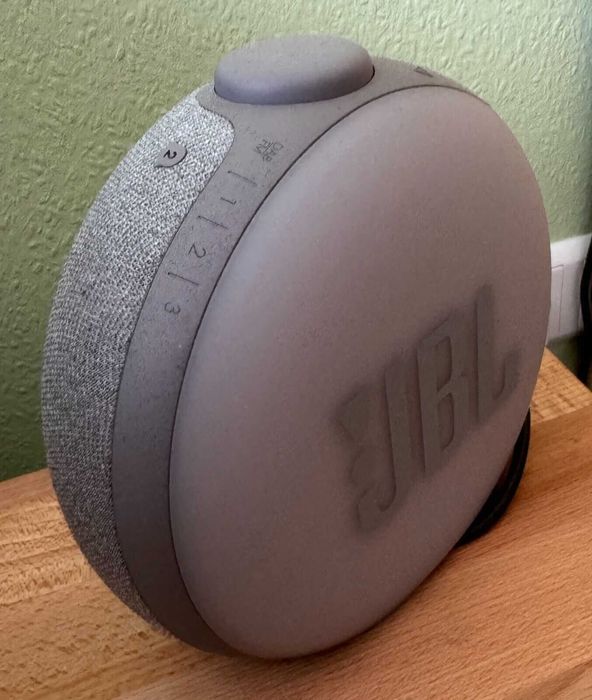 Будильник часы JBL Horizon 2 bluetoth колонка 220 вольт как новые