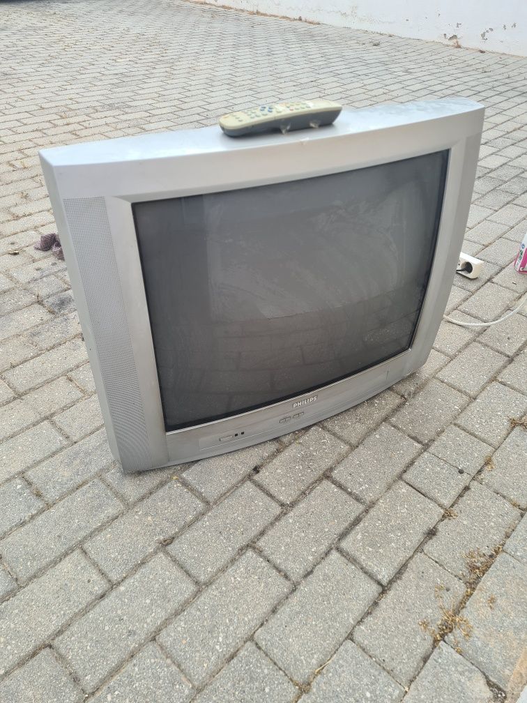 Tv 70cm Philips com comando