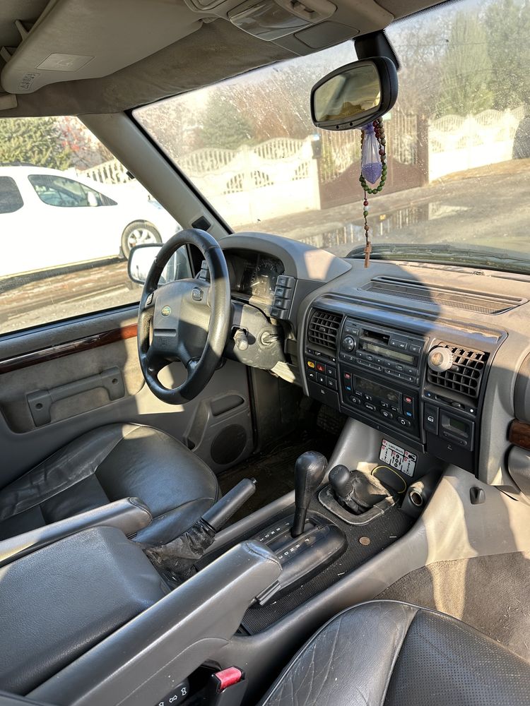 Запчасти разборка Land Rover Discovery Ленд Ровер Дискавери 2 1999 год