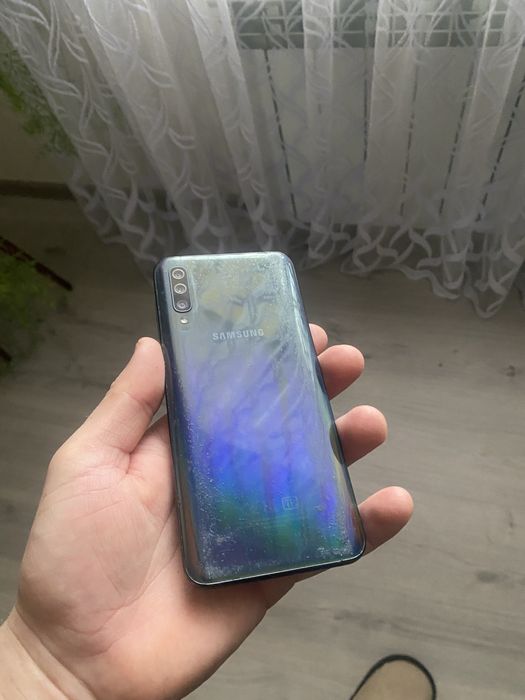 Продам самсунг А 50