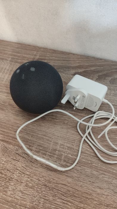 Розумна колонка Amazon Echo Dot