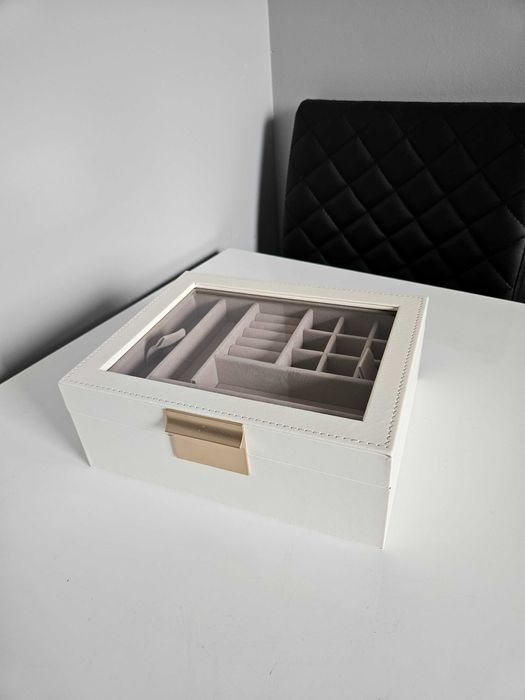 Szkatułka kuferek organizer na biżuterię jasna dwa poziomy