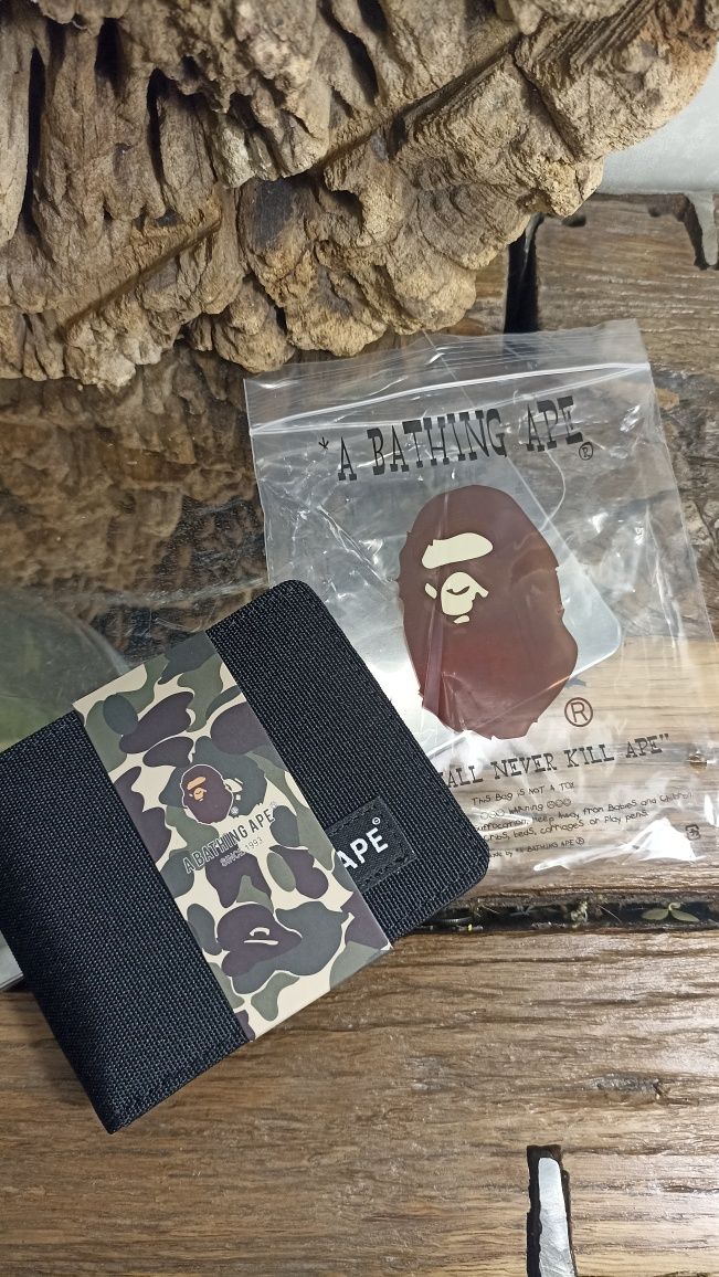 Гаманець bape з оригінальною коробкою