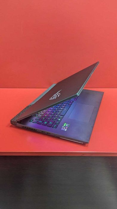 Ігровий ноутбук : Asus Rog Strix G17  / RTX3080