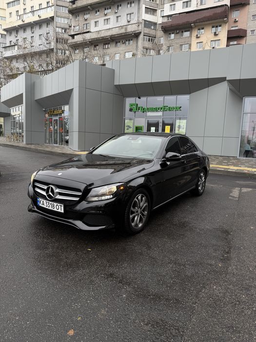 Продам Mercedes-Benz C300 2.0 бенз Не бита и не крашена! Собственник!