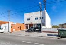 Restaurante  zona de habitação