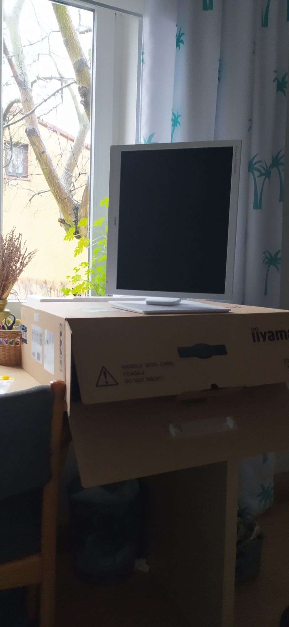 Monitor iiyama stan idealny