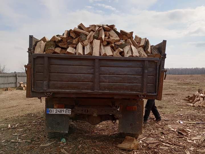 Постійно в наявності дрова колоті ДУБОВІ