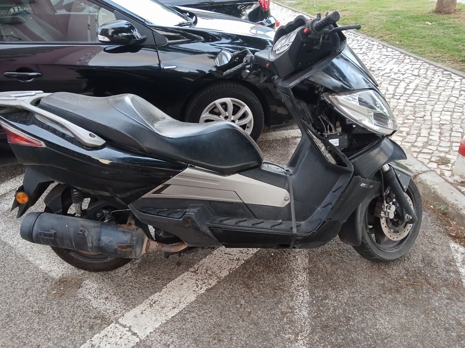 Motocicleta keeway silverblade 250