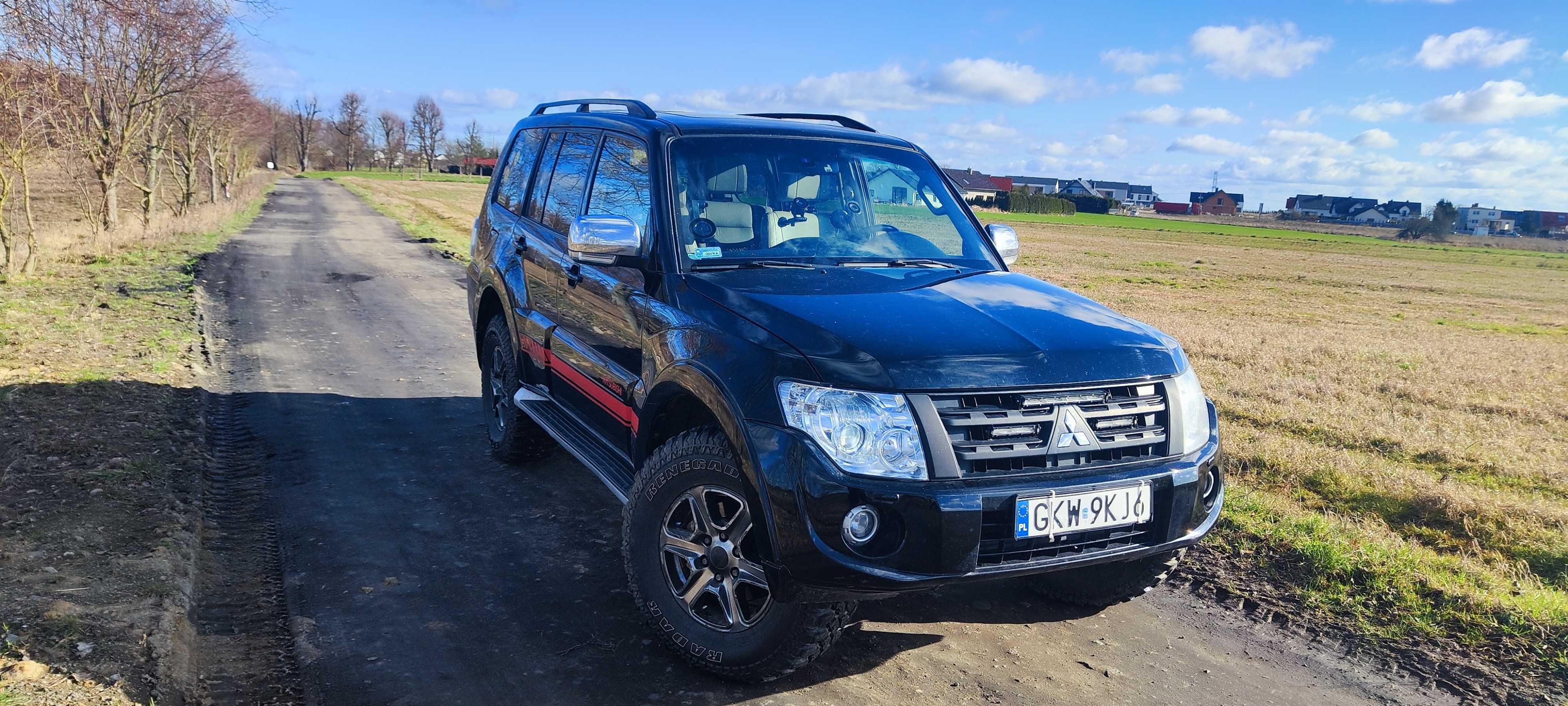 Mitsubishi Pajero 3.2 DID 200 KM-lift 2"+pneumatyczne poduszki sprężyn