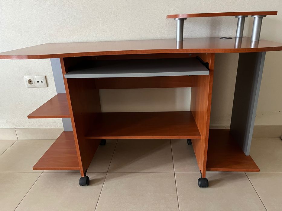 Secretária escritório