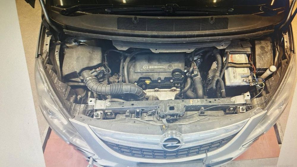 Opel Zafira 1,4 turbo