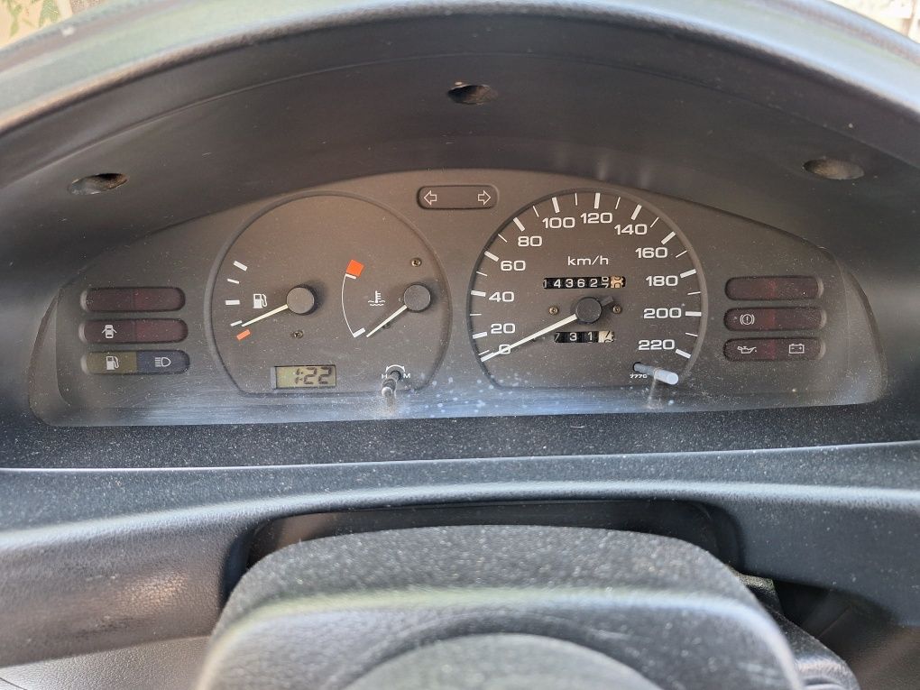 Vende-se nissan sunny N14
