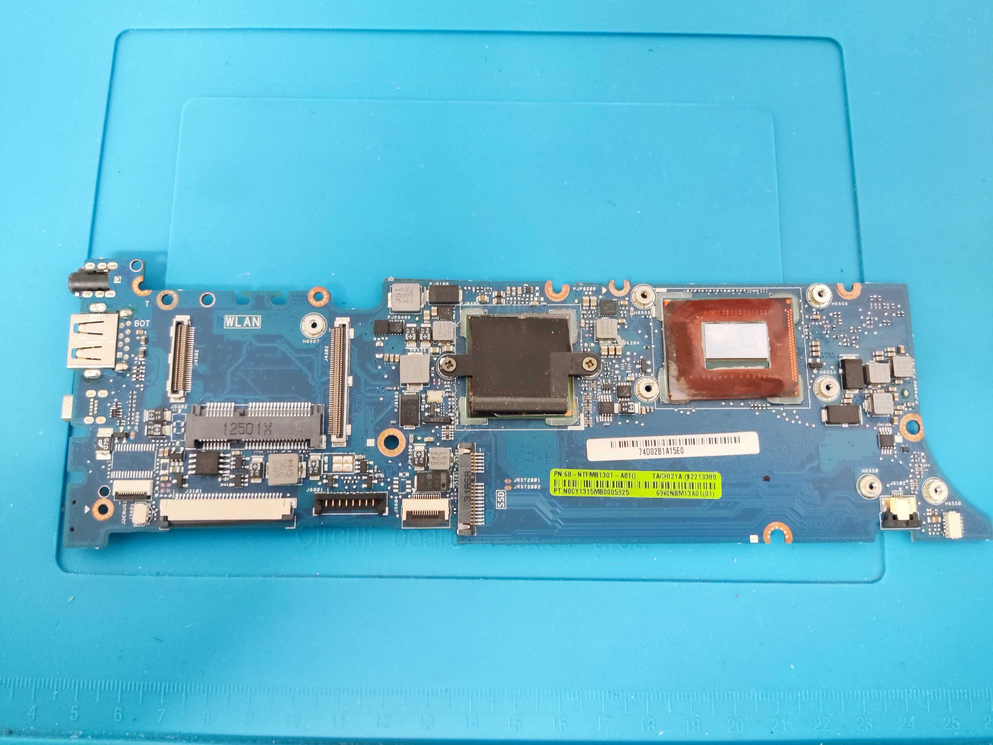 Motherboard ASUS TAICHI21 I7-3537U 4 GB