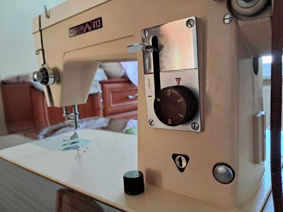 Maszyna do szycia Łucznik Predom 413