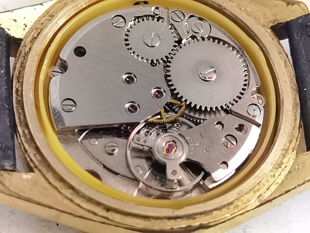 Stary zegarek EDOX