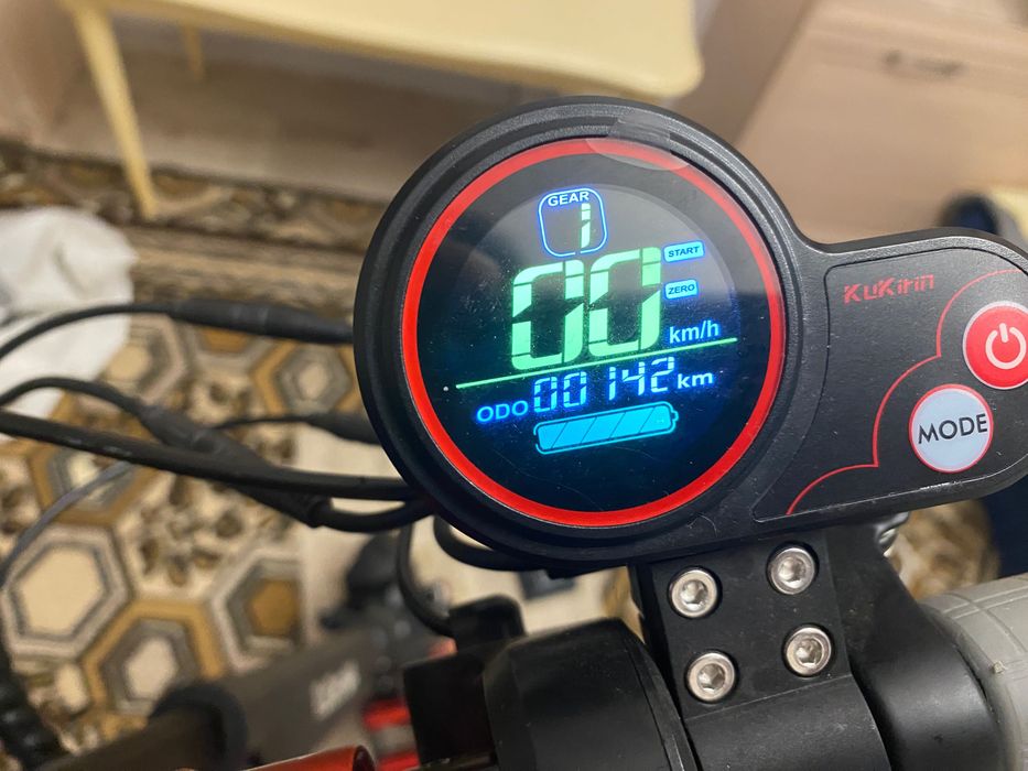 Электро самокат KuKirin M4