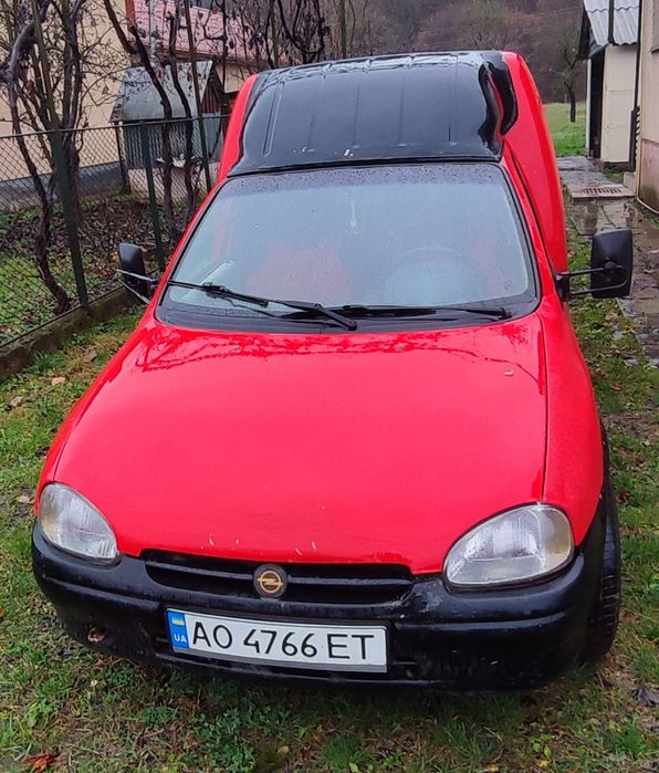 Продам авто Опель Комбо