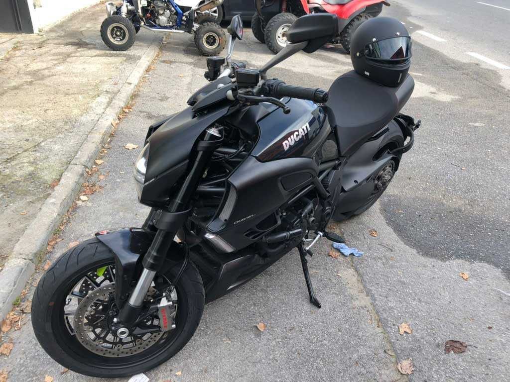 Ducati Diavel 1260 – Revisões na Marca, Excelente Estado
