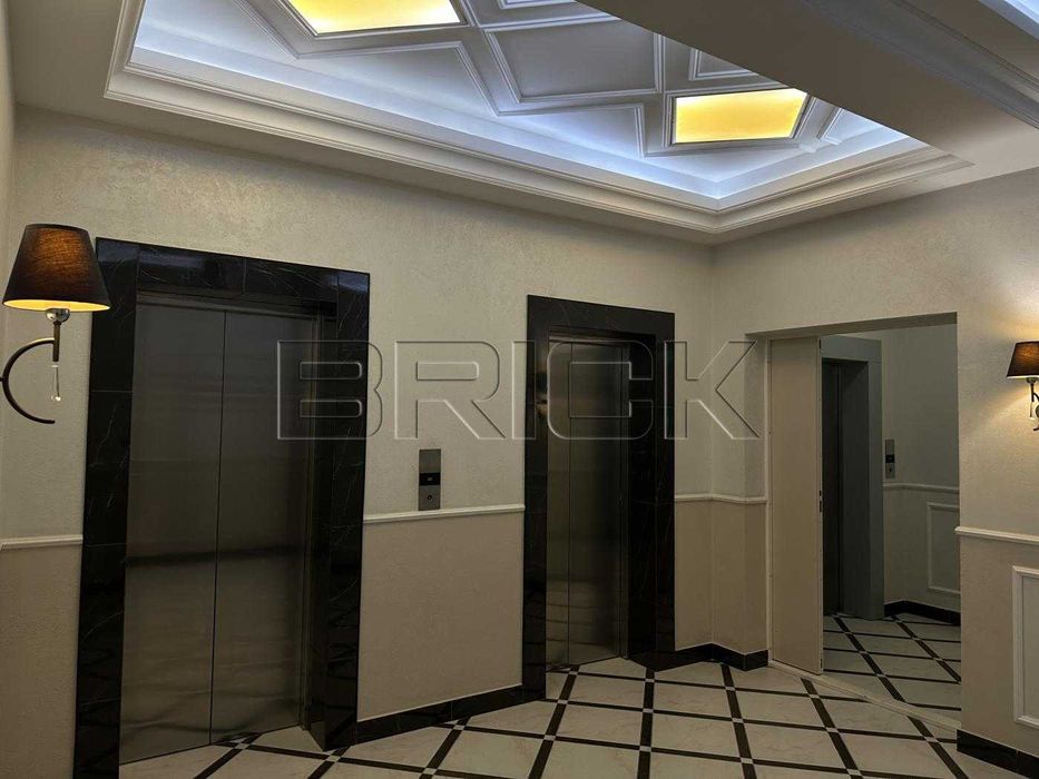 ЖК Володимирський, м.Палац Україна, м.Олімпійська, Антоновича, 109