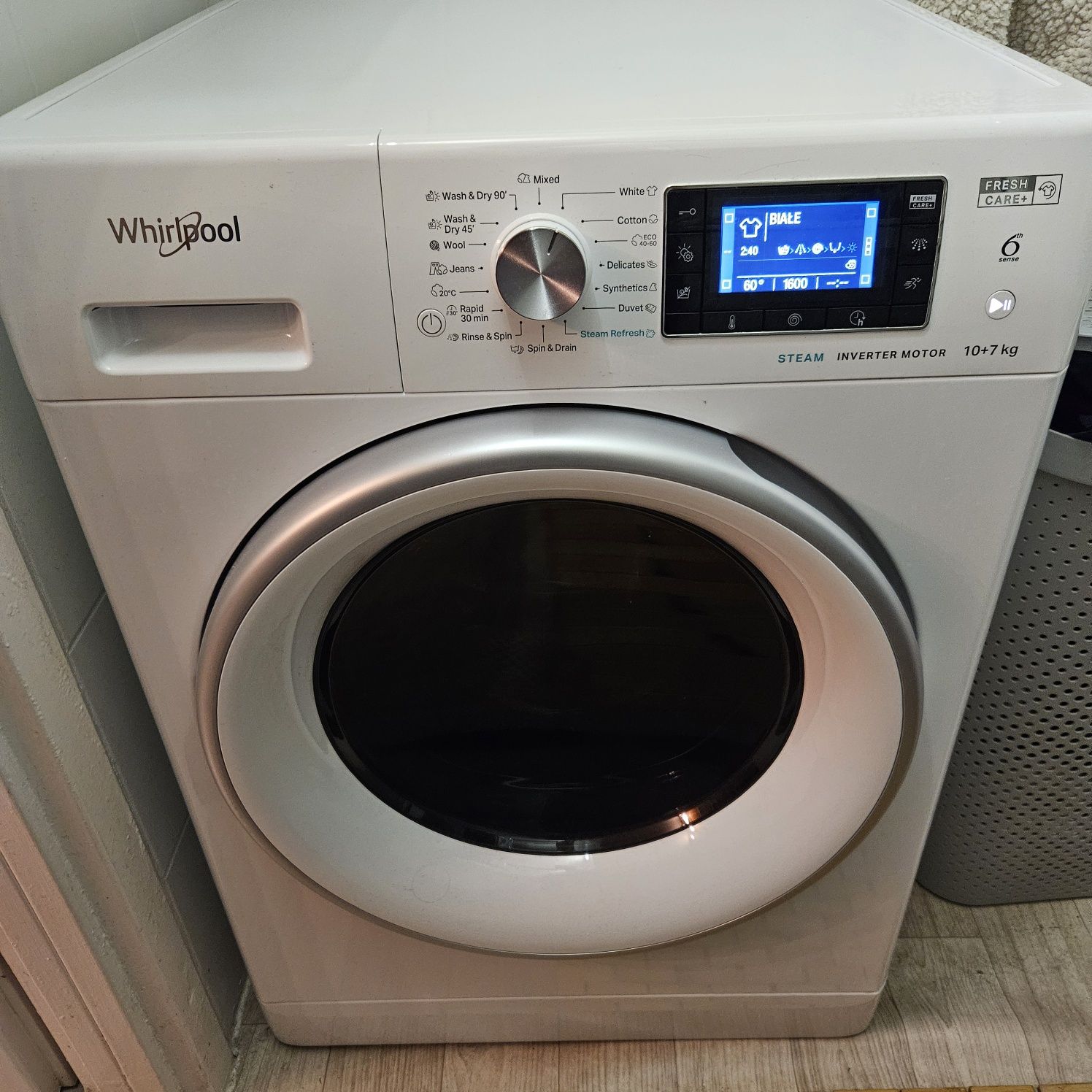 Whirpool Pralko suszarka. Jak nowa. Używana 2 miesiące.