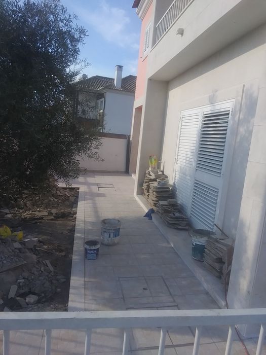 Remodelações, reparações, montagem.