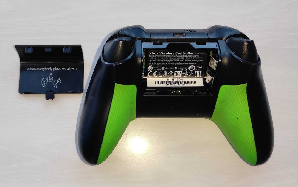 Геймпад Xbox Series X/S Controller 20th Anniversary Special Edition