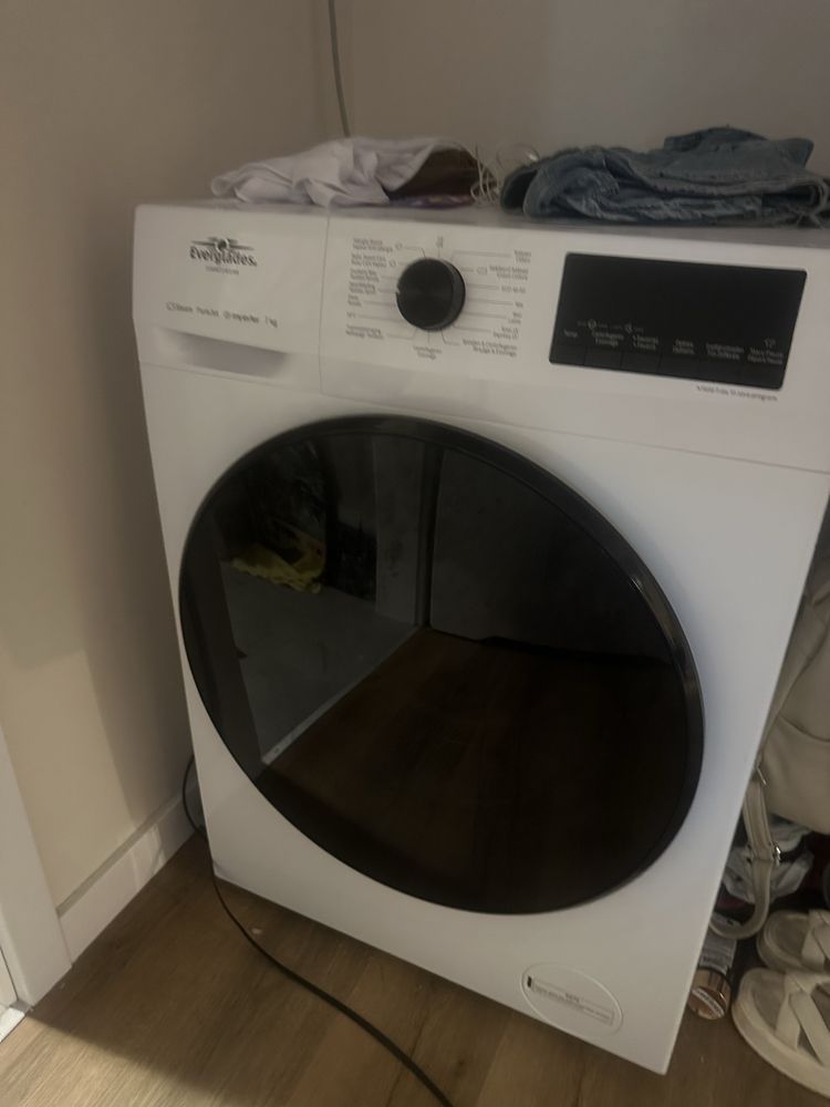 Pralka 1,5 roku jak nowa