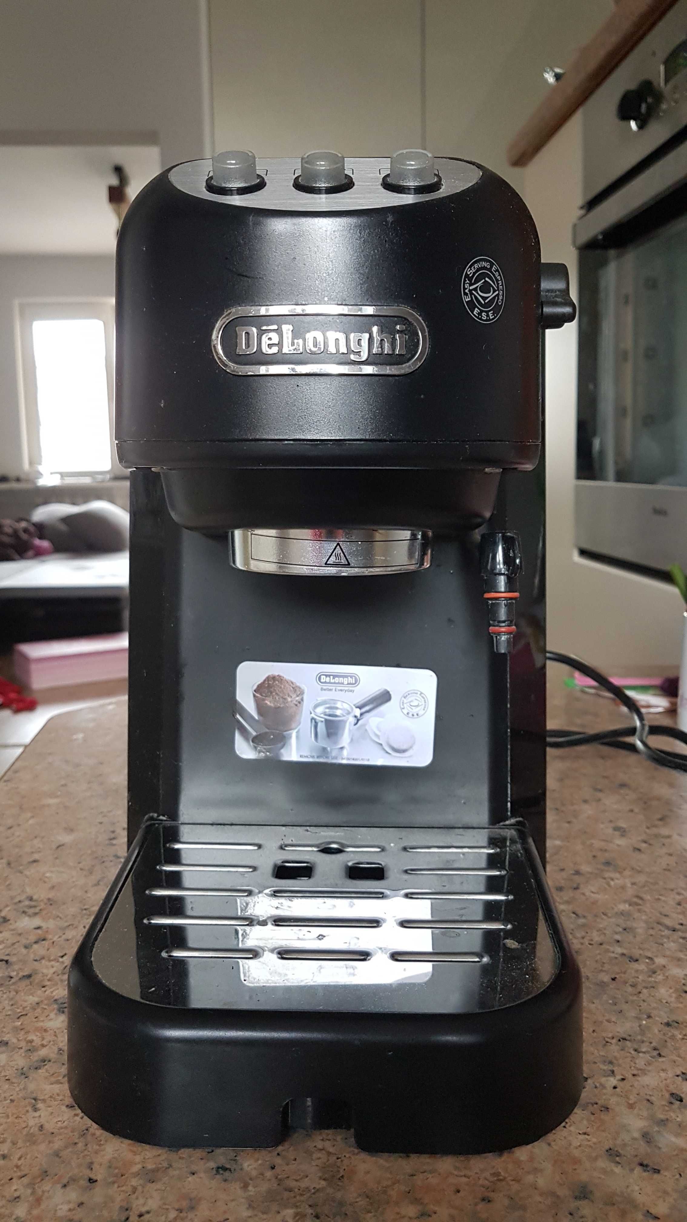 Ekspres De'Longhi EC 251.B Czarny