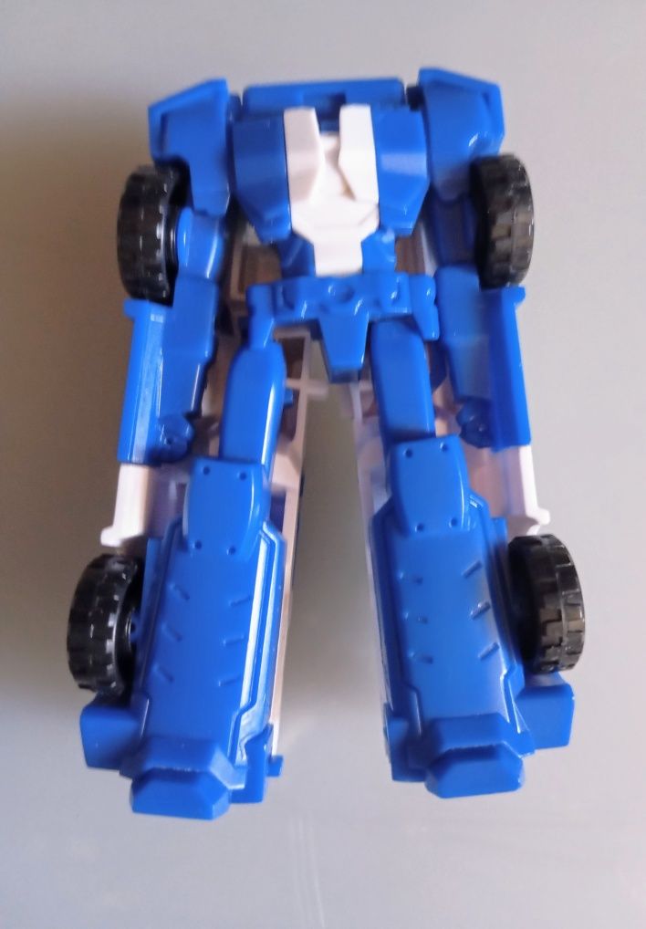 Transformers miniatura.5€ os dois.