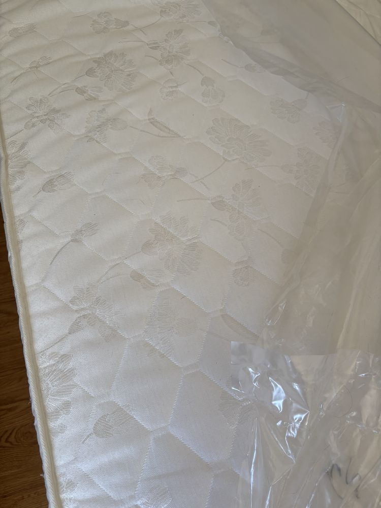 Materac twardy 180x200