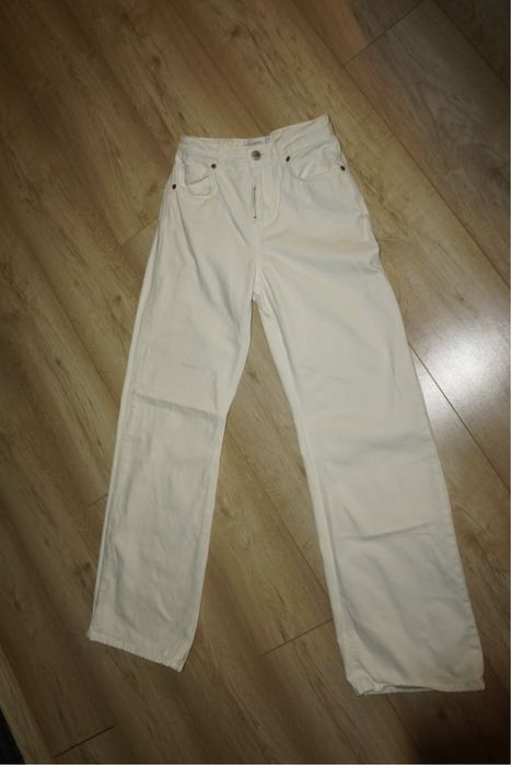 Жіночі джинси stradivarius