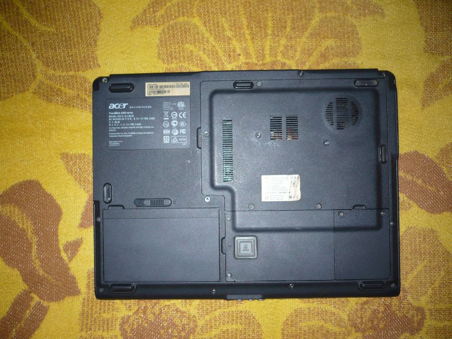 Acer Travelmate 2451