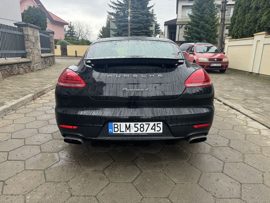 Porsche panamera 4x4 3.6 2016 edition