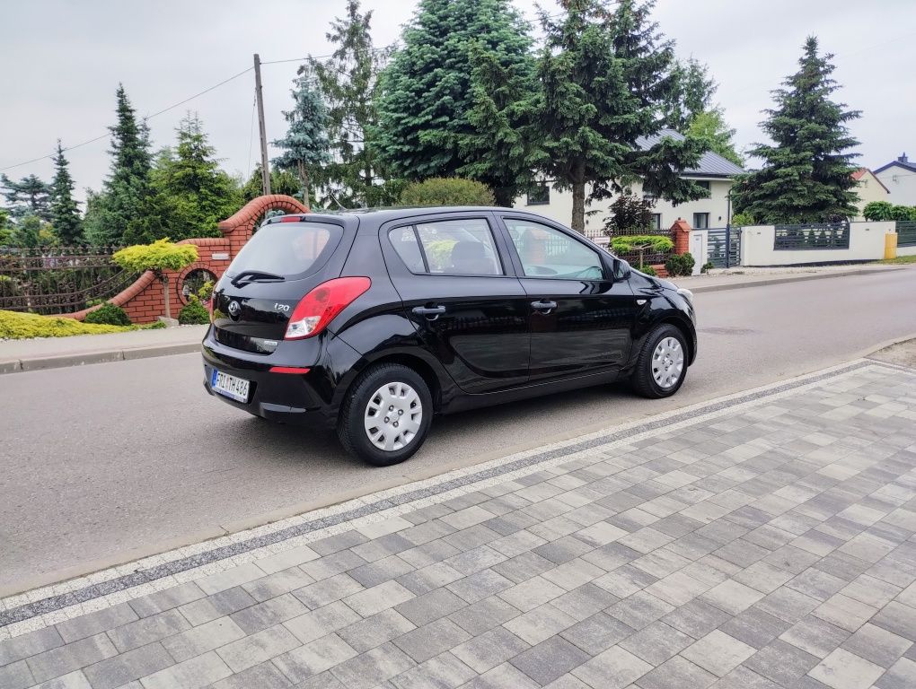 Hyundai i20 Lift 1.1 CRDI 75KM 2013r 180000km Klimatyzacja