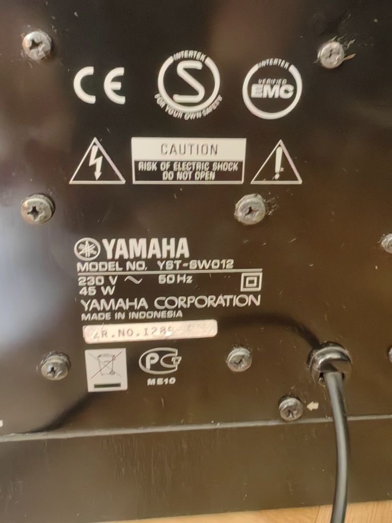 Subwofer YAMAHA YST-SW012