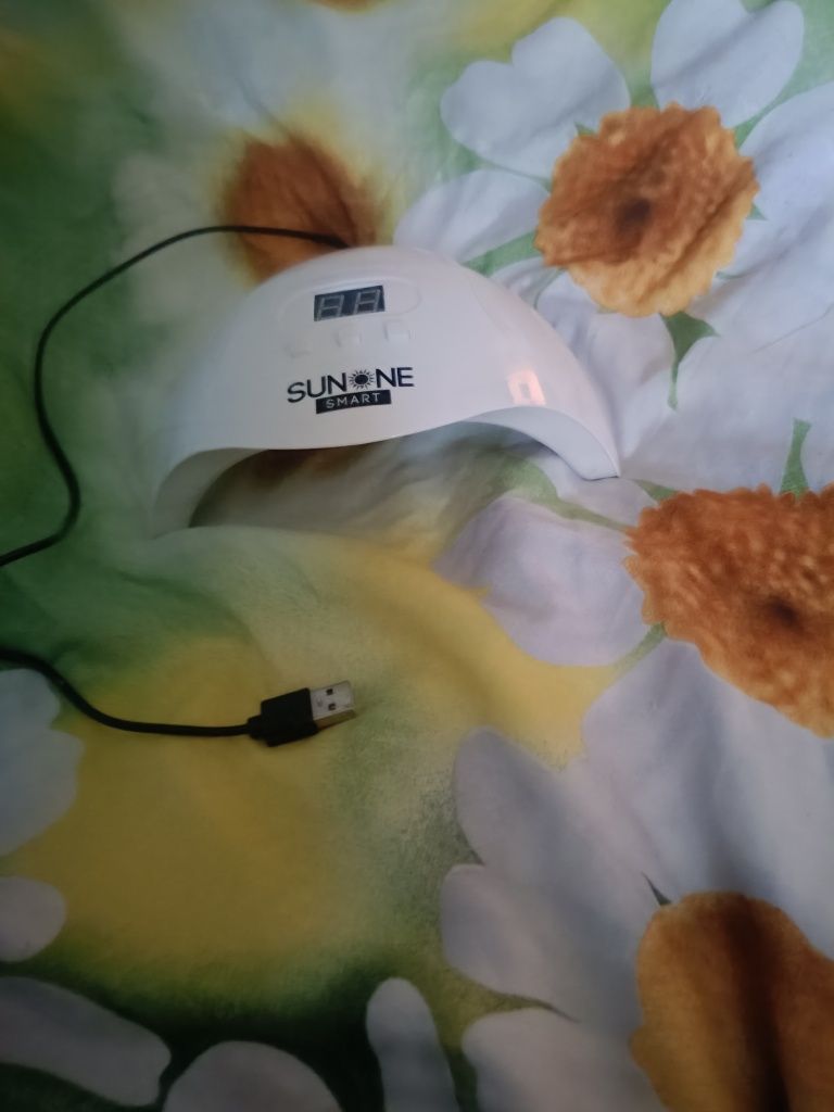 Lampa UV i LED do paznokci