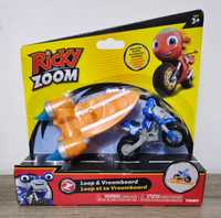 Niebieski motor z bajki Ricky zoom Loop ruchome elementy Tomy