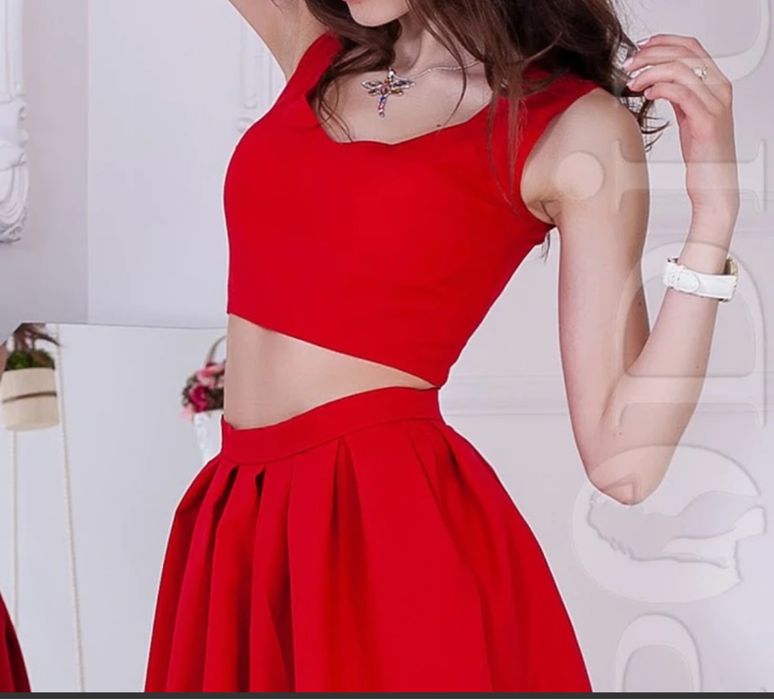 Жіночий літній костюм топ і спідниця