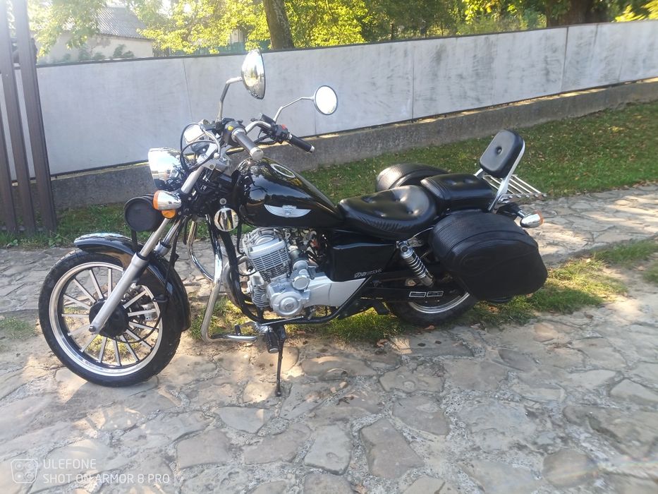 Продается мотоцикл Geon invaider 150